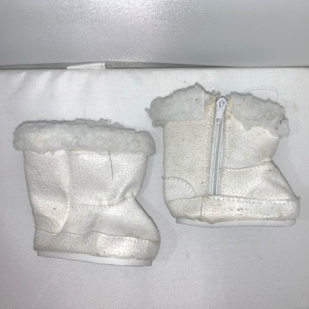 American Girl Doll White Winter Boots with Zipper